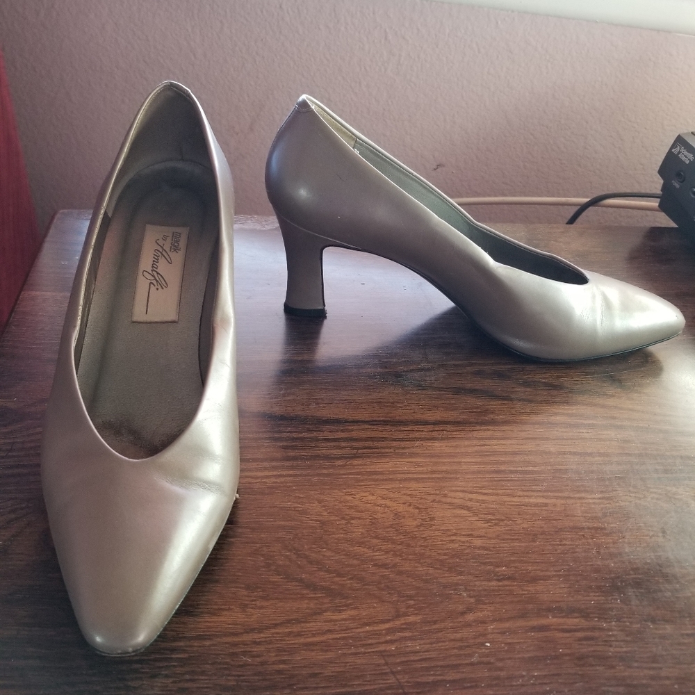 Shoe
